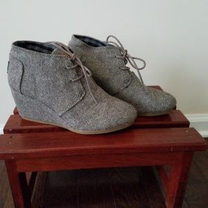 Toms Wedge Booties